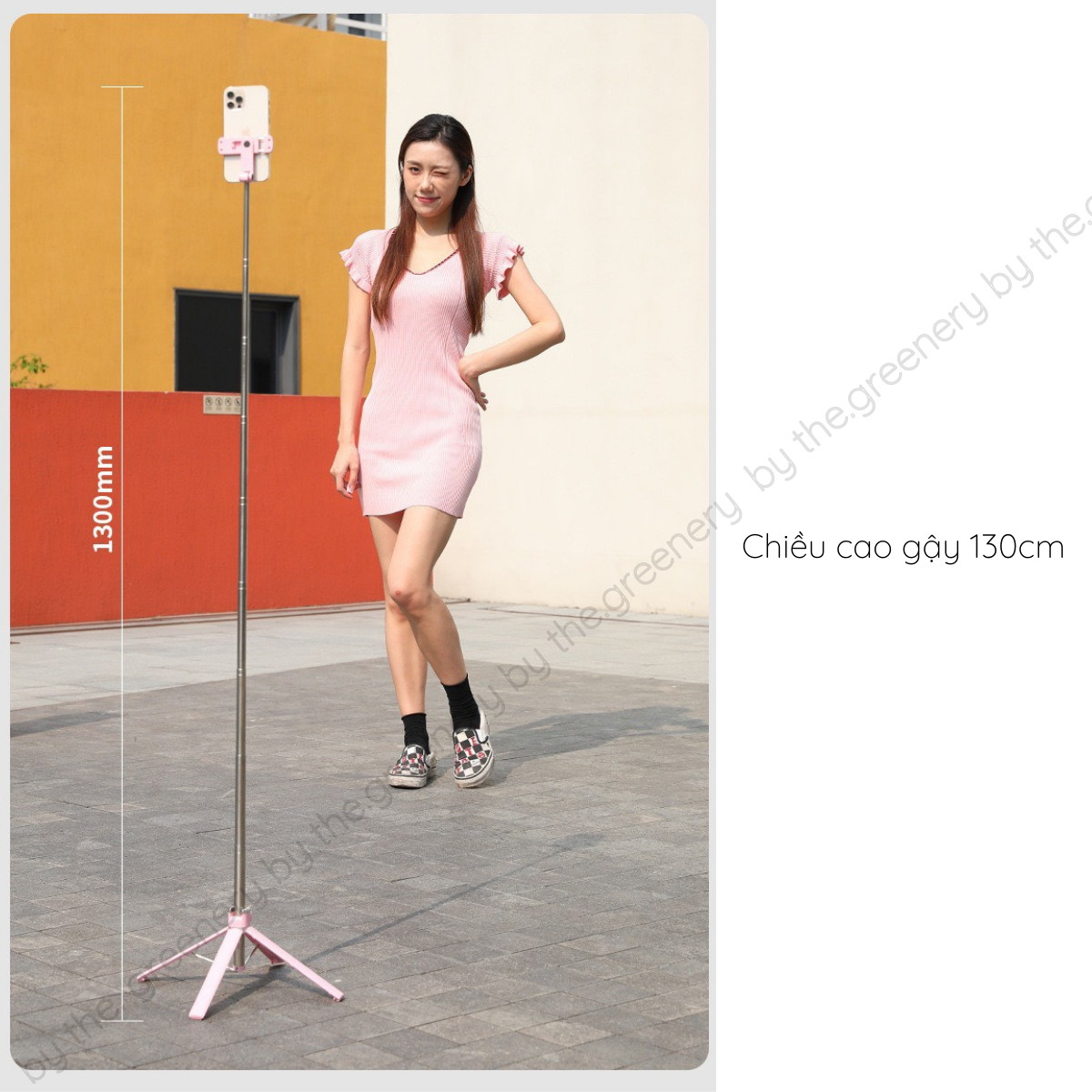 Gậy chụp ảnh Selfie kiêm Tripod Cao 1.3m đa năng có remote Bluetooth(sạc điện) Tích hợp chân đế hợp kim kẽm chắc chắn