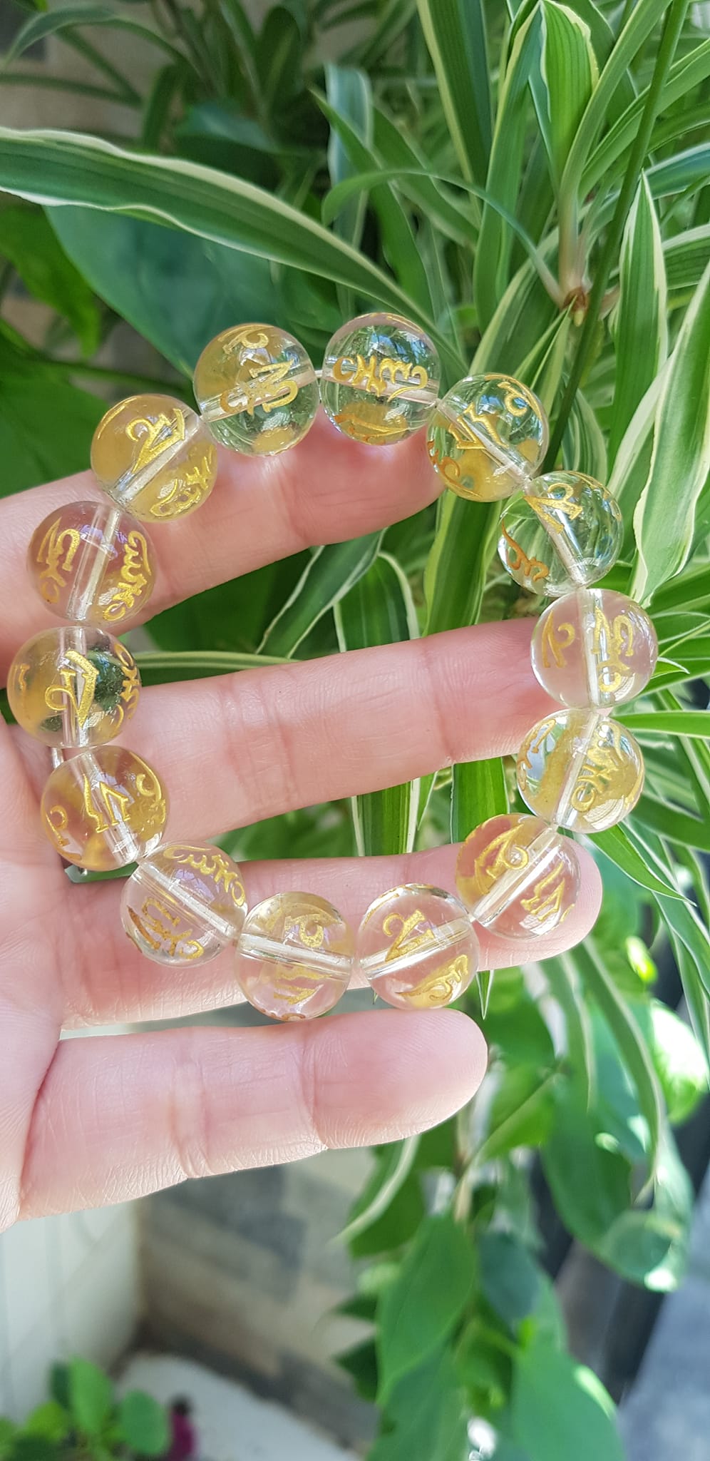 Vòng Tay Nam Màu Trắng khắc chữ Vàng sáng đẹp Size 14mm 14 hạt hợp Các Anh mạng Kim mạng Thủy đeo may mắn ạ