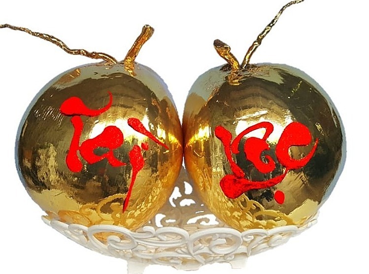 Sơn xịt mạ màu vàng GOLD KT183 Bosny - Nhập khẩu Thái Lan