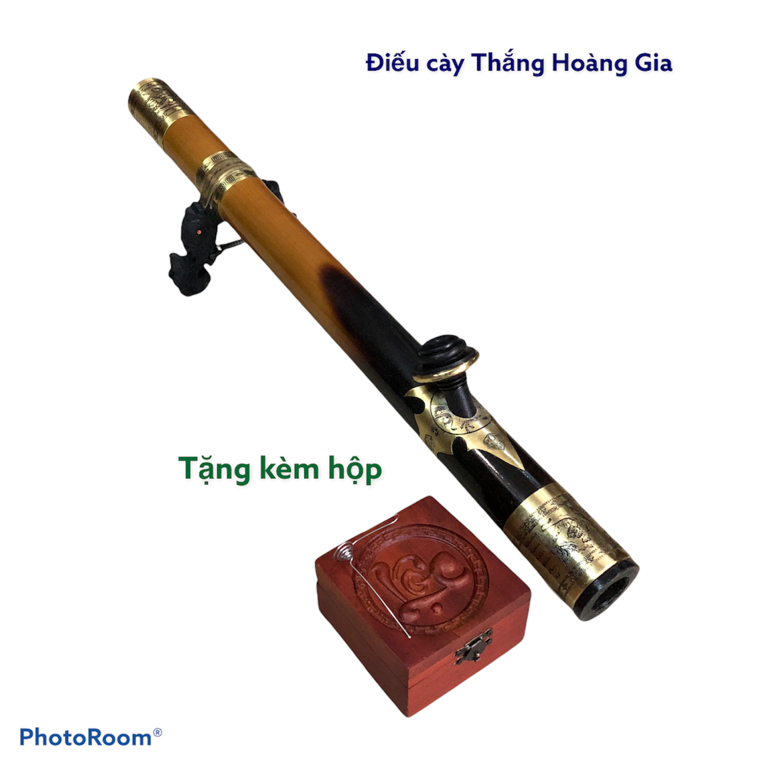 Điếu cày bọc đồng hoa văn khắc CNC dài 65cm