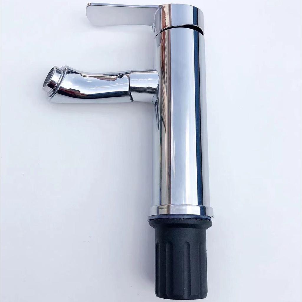 Vòi lavabo nóng lạnh loại rẻ