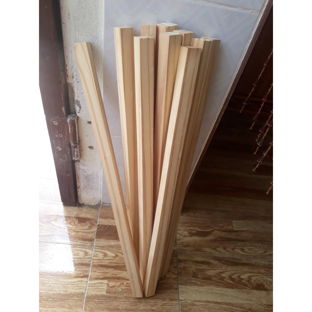 Bộ 10 thanh gỗ thông vuông kích thước 2x2x 50cm làm mô hình, thủ công, đồ chơi, trang trí lồng chim