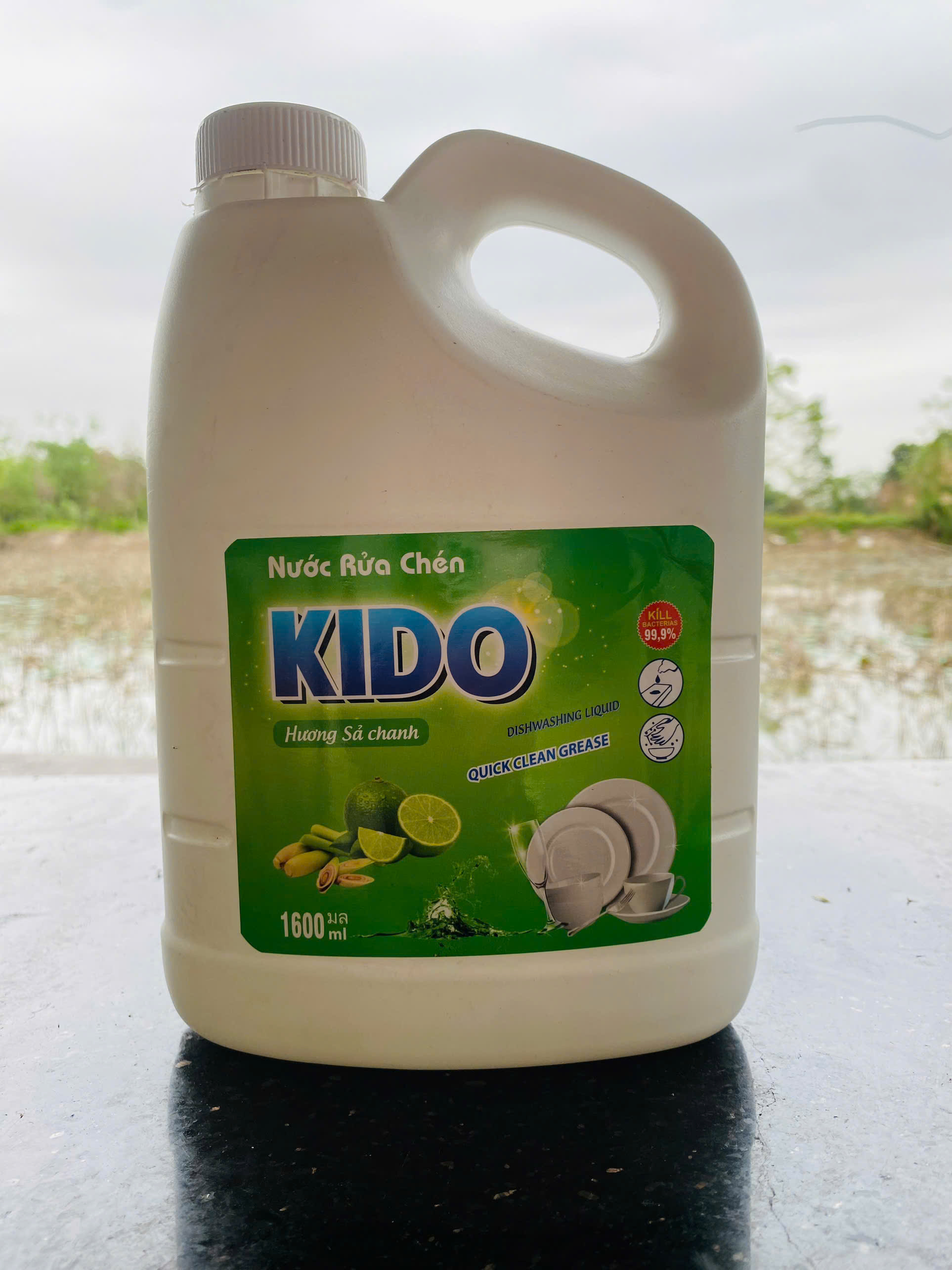 Nước Rửa Chén KIDO Hương Chanh 1,6 Lít - Hiệu Quả Làm Sạch, Thơm Mát Tự Nhiên