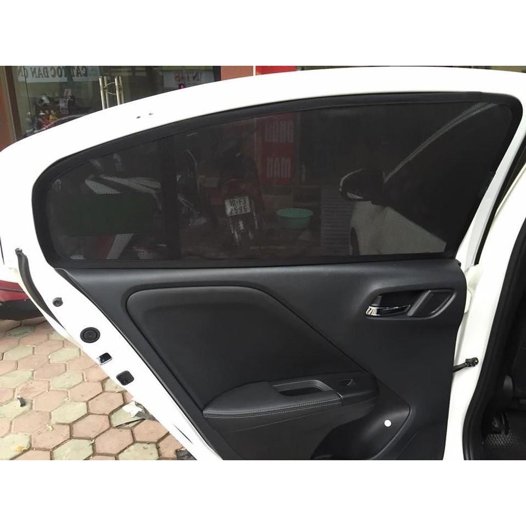 Chắn nắng theo xe dành cho  i10, rèm che nắng xe dài (sedan)