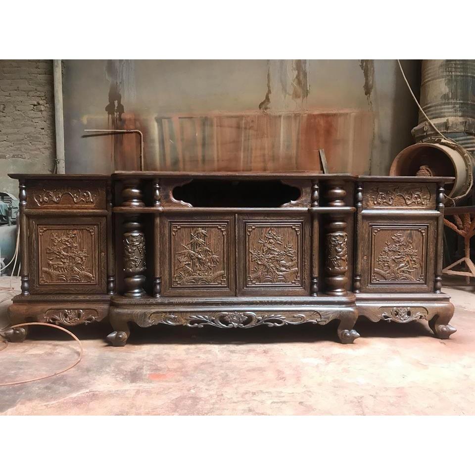 Kệ tivi kiểu cột nho gỗ mun đuôi công