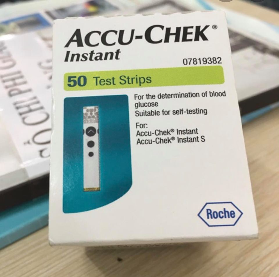 Hộp 50 que thử đường Accu Chek Instant