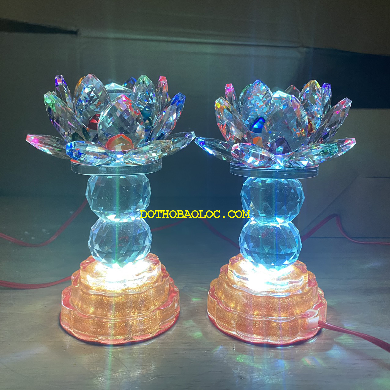 Đèn pha lê hoa sen 2cục bông cao cấp nhập khẩu từ Đài Loan cao 16cm