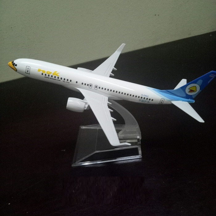 Mô hình máy bay tĩnh B737 Nok Air 16cm