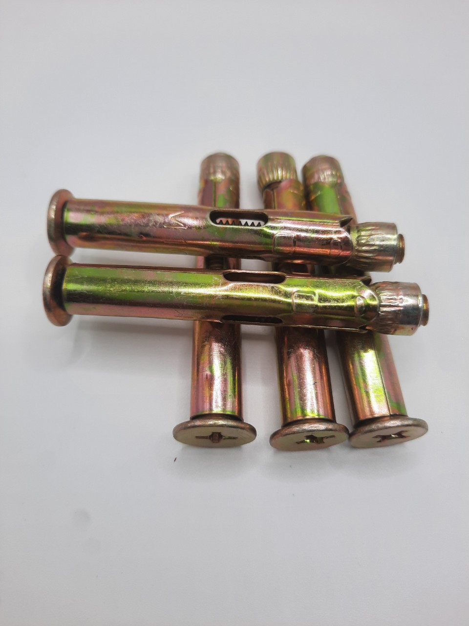 Tắc kê nở M8x70 đầu vít ba ke sắt xi kẽm