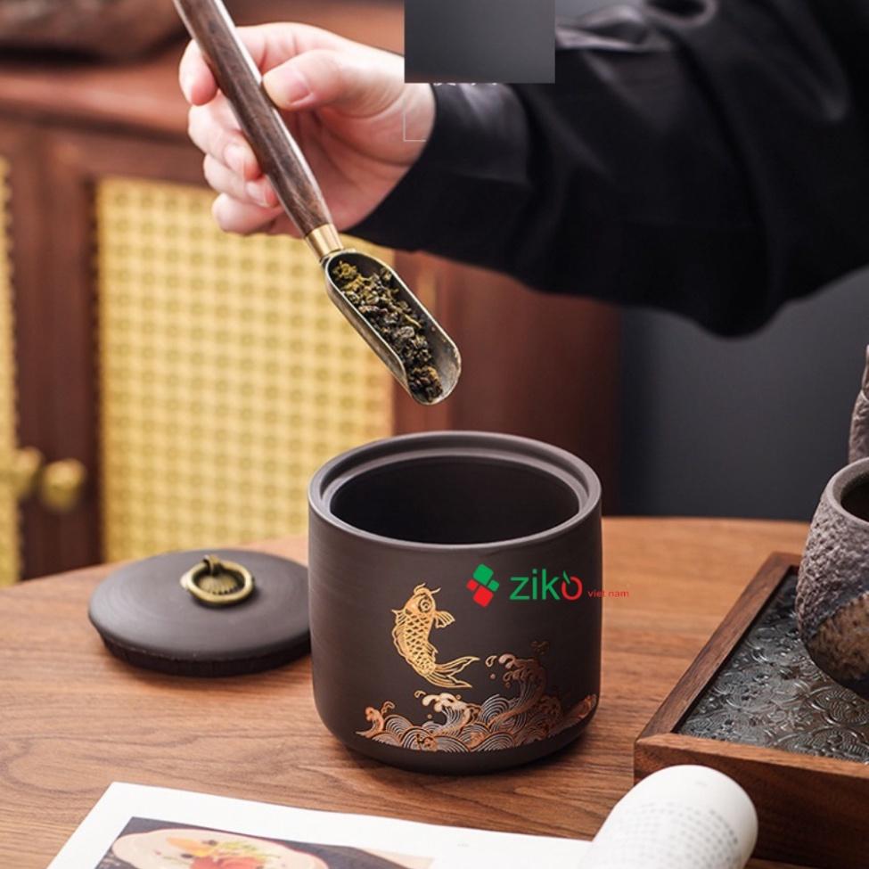 Hũ, Bình đựng trà tử sa hoa văn con cá con hươu