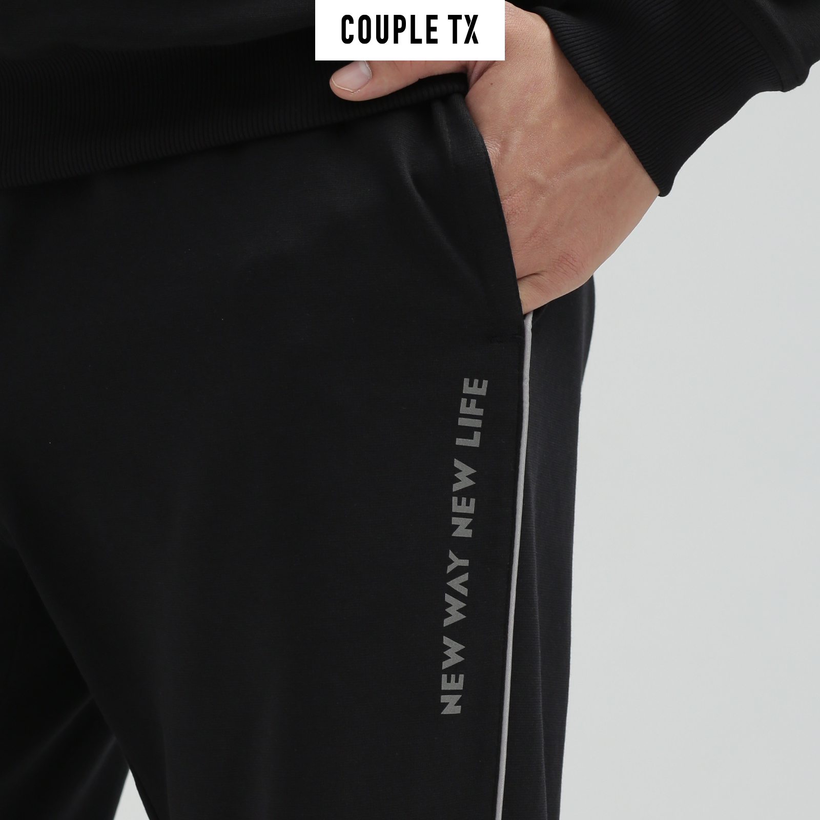 COUPLE TX - Quần Dài Nam Jogger Phối Sọc Phản Quang MPA 1004