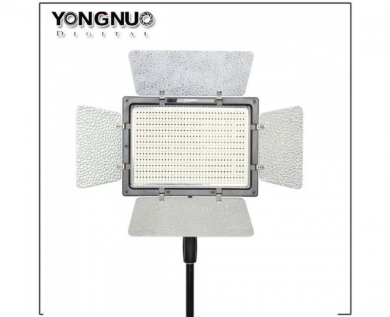 Đèn LED Yongnuo YN-900 Thế Hệ Mới Nhất - Hàng Nhập Khẩu