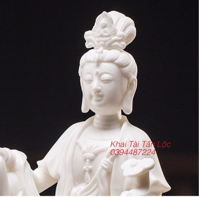 Tượng Quan Âm cầm ngọc như Y và kệ gỗ đèn led 10 món