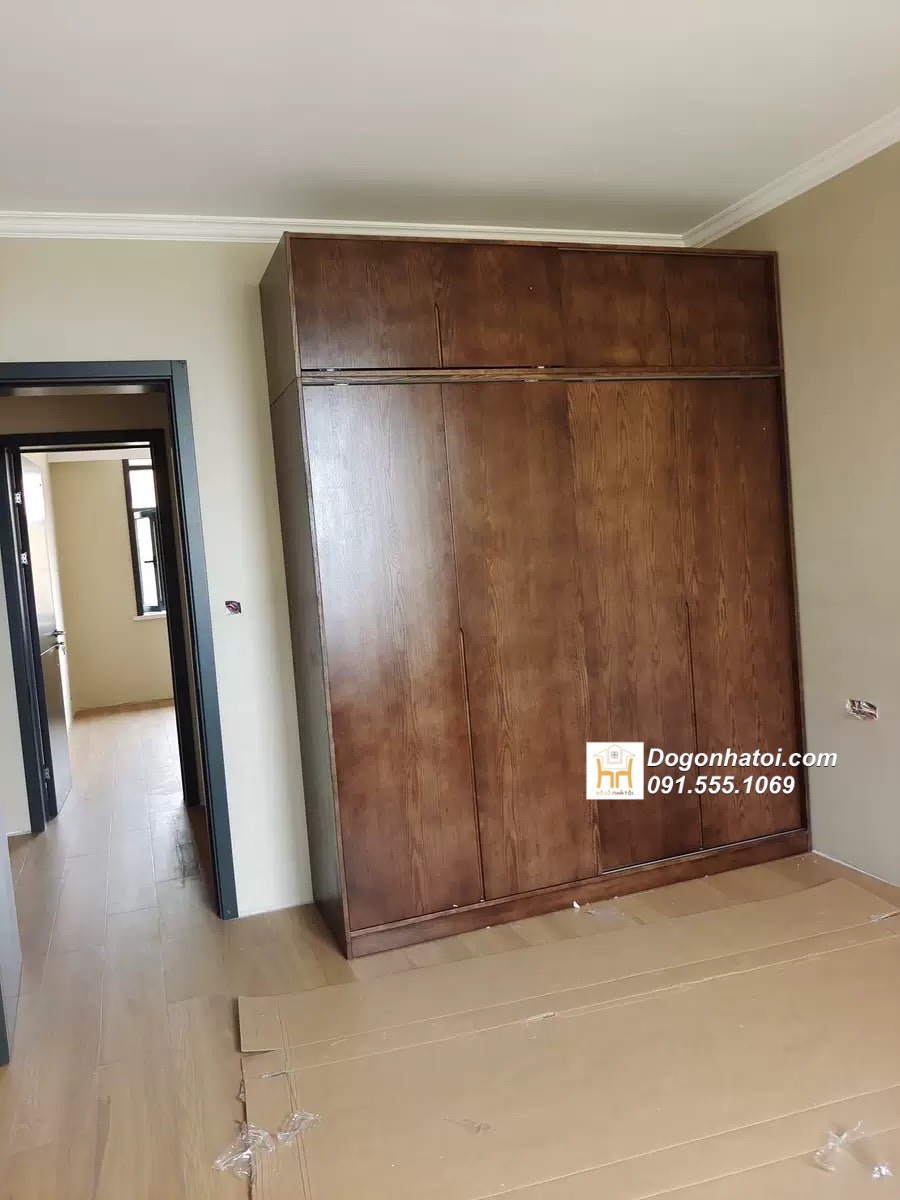 Tủ quần áo của lùa 3 cánh gỗ sồi màu óc chó 2m x 2m - TA230