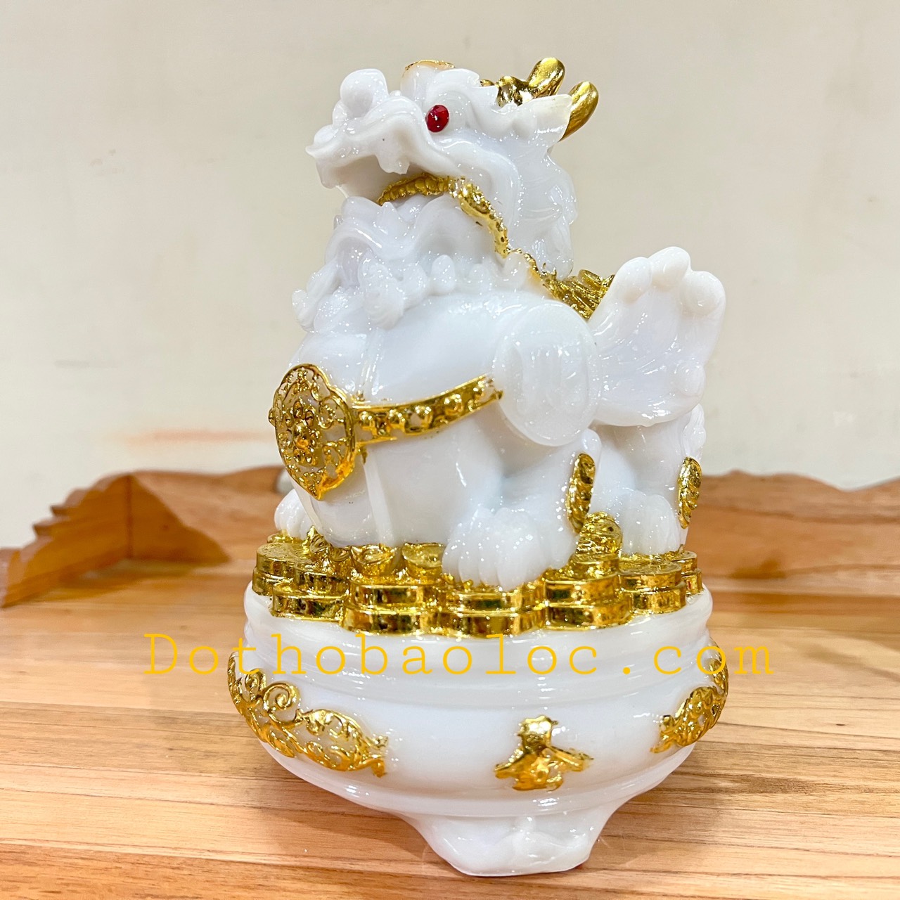 Combo Tượng Tỳ Hưu phong thủy và tượng thiềm thừ phong thủy để bàn thờ thần tài – Màu trắng cỡ trung
