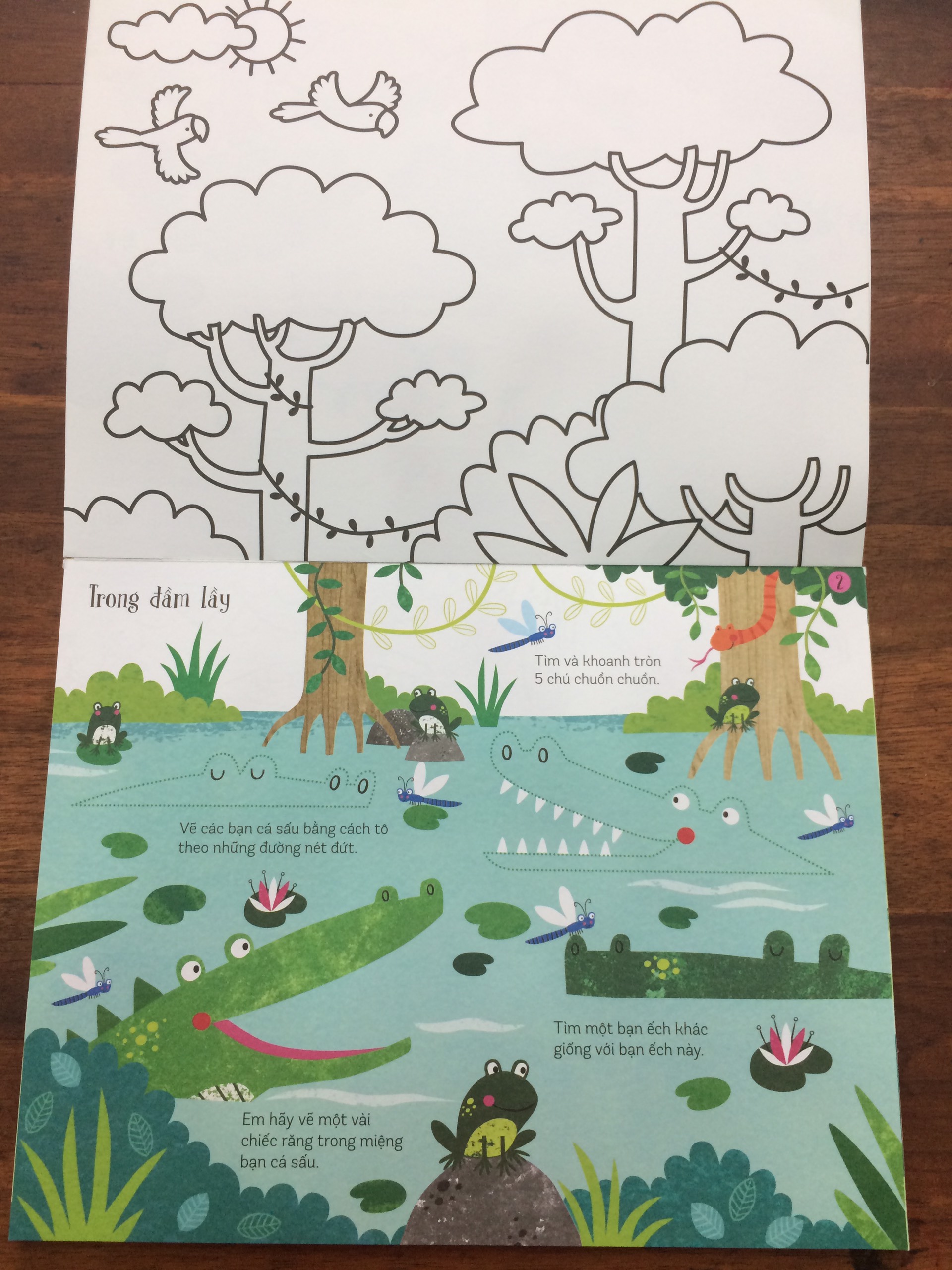 Sách tương tác Khám phá rừng xanh - Trò chơi phát triển tư duy cho bé từ 2 tuổi VZ