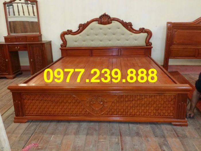 Giường gỗ hương đá 180x200cm