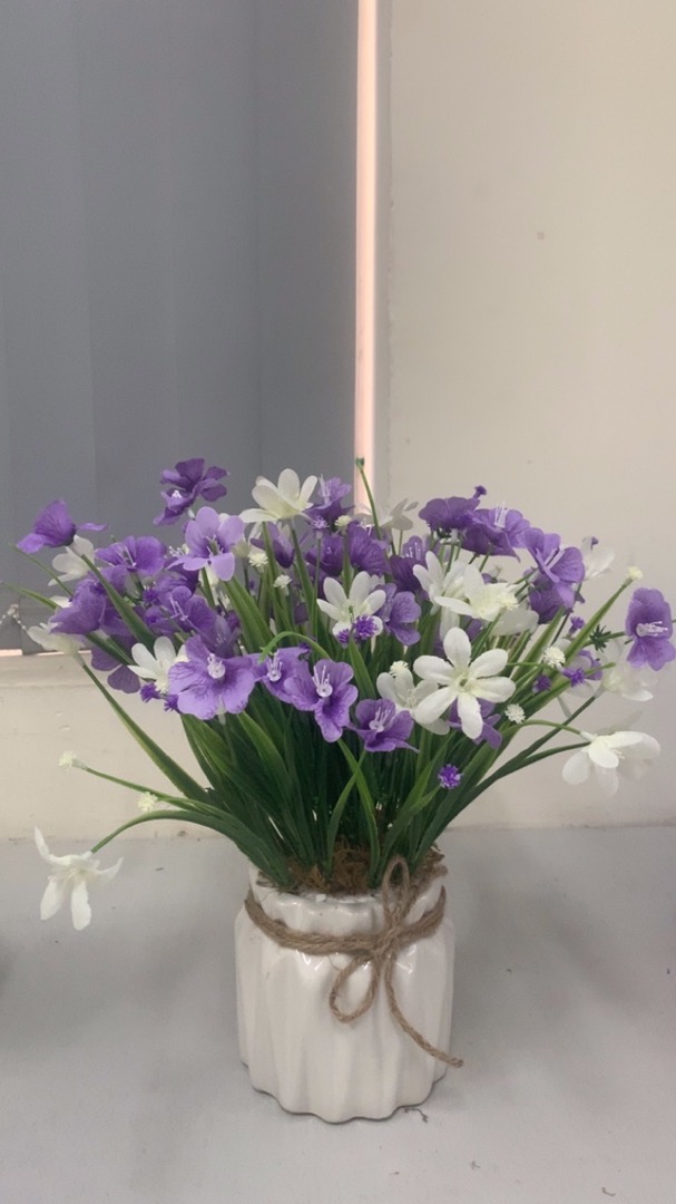 Chậu hoa thuỷ tiên giả cắm sẵn, chất lụa đẹp - Cây giả, hoa lụa Decor trang trí nhà cửa