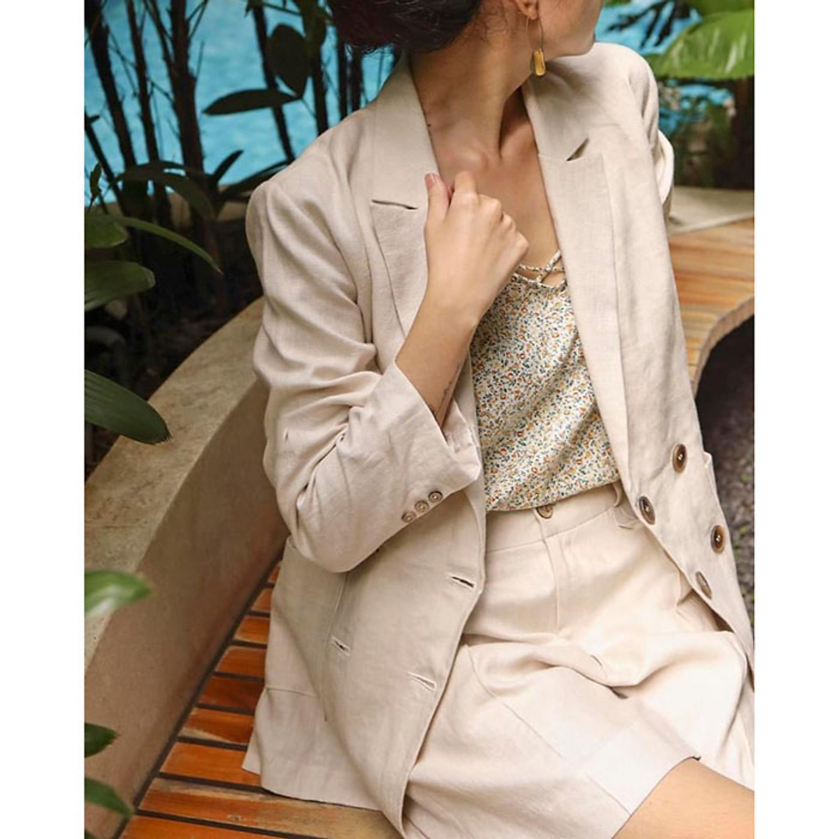 Set bộ Linen Áo vest blazer form rộng kèm quần cộc - Be muối tiêu