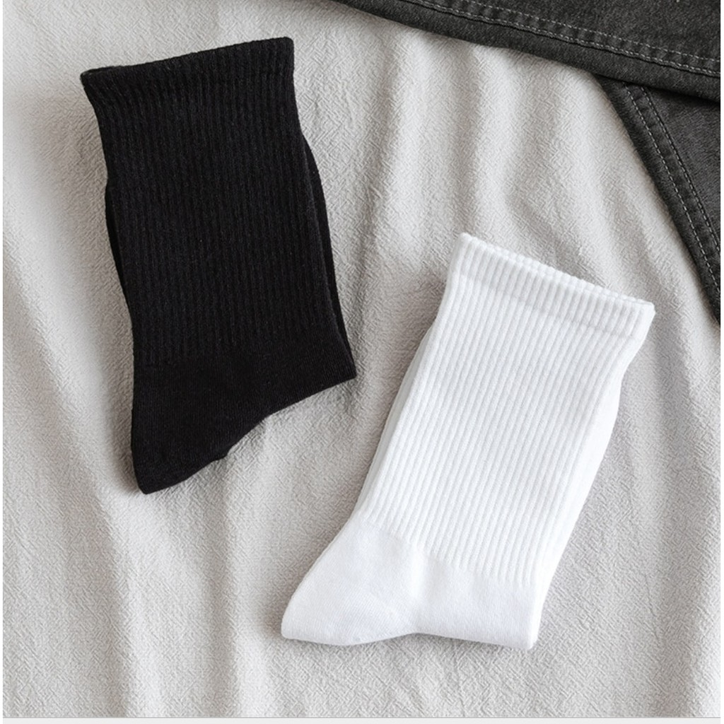 COMBO 04 ĐÔI TẤT TRƠN ĐEN, TRẮNG CAO CỔ NAM NỮ