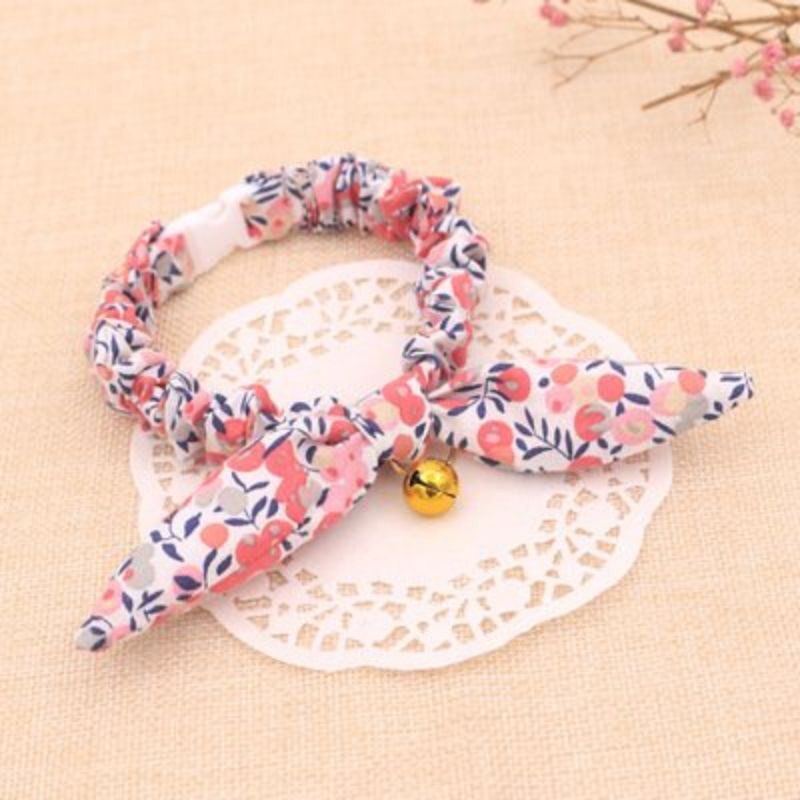 Vòng cổ thiết kế hình khăn tai thỏ dành cho thú cưng