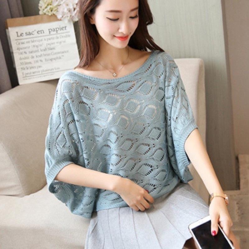 Áo len lưới mỏng dáng cánh dơi diện xuân hè