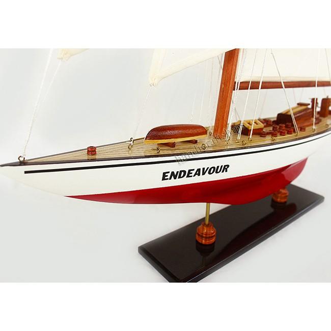 Mô hình thuyền gỗ Endeavour 50cm (Trắng - Đỏ)