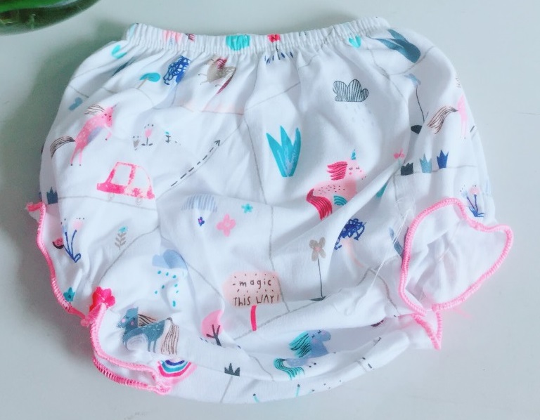 Combo 5 cái Quần chip đùi cho bé gái, free size bé 3-9kg, chất cotton, vãi thoáng mát và thấm hút cực tốt, tạo cảm giác dễ chịu cho da bé, thích hợp cho bé mặt nhà mùa hè