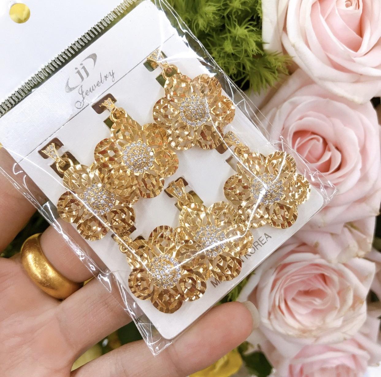 Đôi Bông Tai Nữ Mạ Vàng 18K 048.2704 - Đính Pha Lê Lấp Lánh - Tặng Kèm Hộp