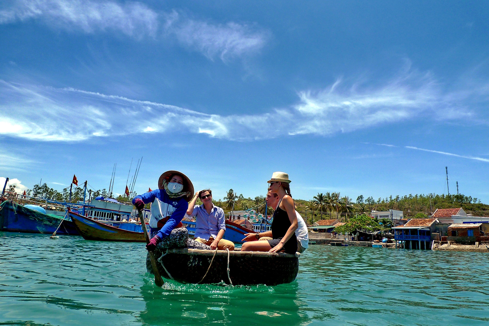 Tour 3 đảo Deluxe Nha Trang bao gồm cano và ăn trưa, vé tham quan