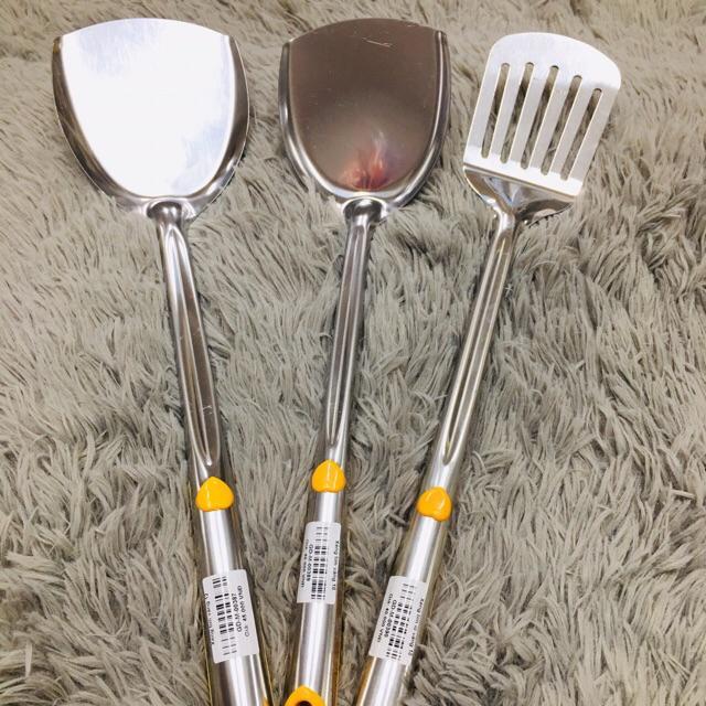 Xẻng chiên trứng inox