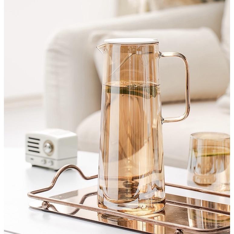 Bình đựng nước thủy tinh 1.8L Vàng hổ phách, Bộ bình cốc thủy tinh cao cấp chịu nhiệt kèm khay