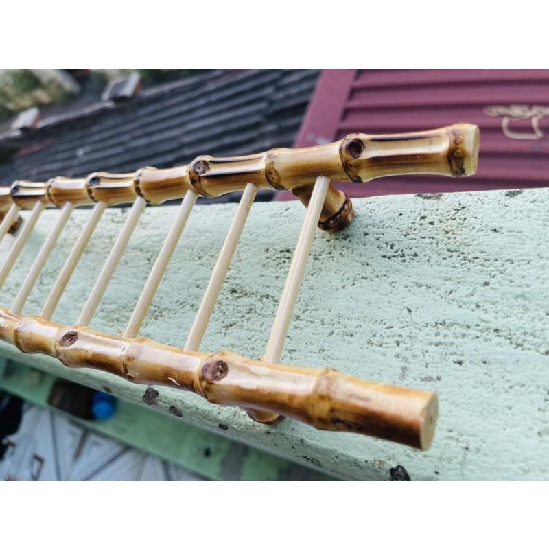 Kệ để bát bằng tre có sẵn