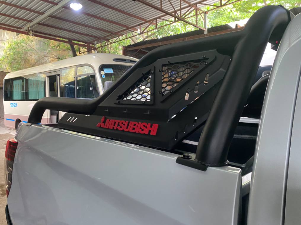 THANH THỂ THAO ỐNG SẮT XE MITSUBISHI TRITON-ĐƯỢC PHÂN PHỐI BỞI CTY CP PLASTIC THÁI LAN-NHẬN LẮP ĐẶT TẠI TP.HCM, TP.HÀ NỘI, VÀ CÁC TỈNH LÂN CẬN TP.HCM.