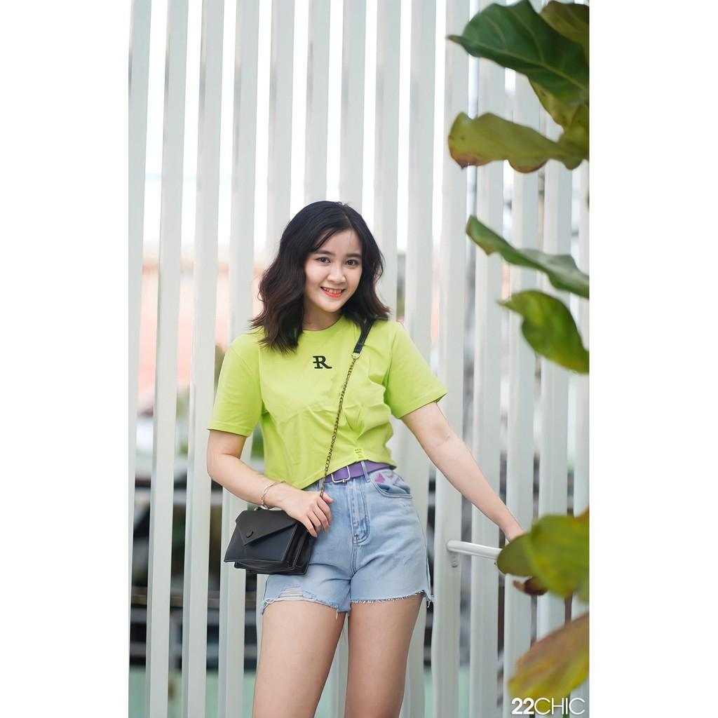 Quần shorts jeans thêu họa tiết - 22CHIC
