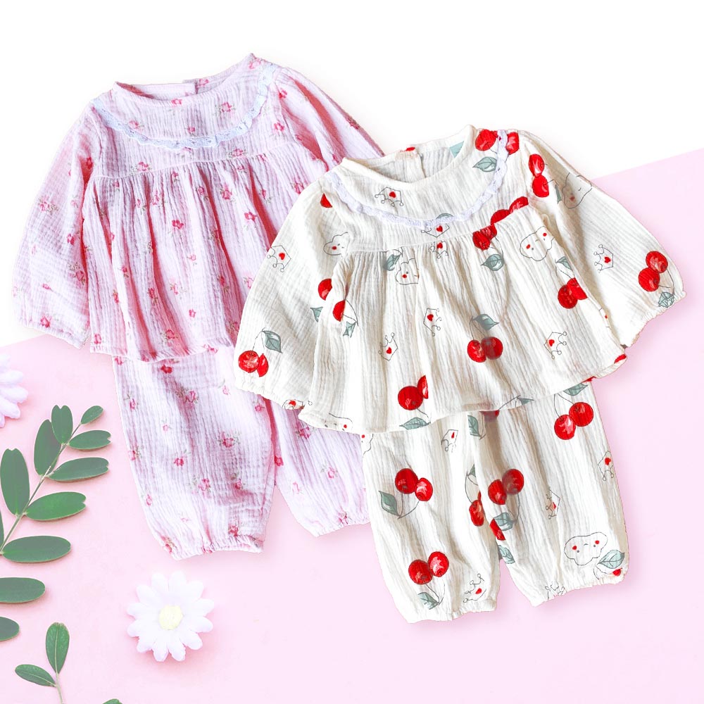 Bộ dài tay hoa nhí cổ đính viền ren vải xô muslin cao cấp cho bé gái MamLa