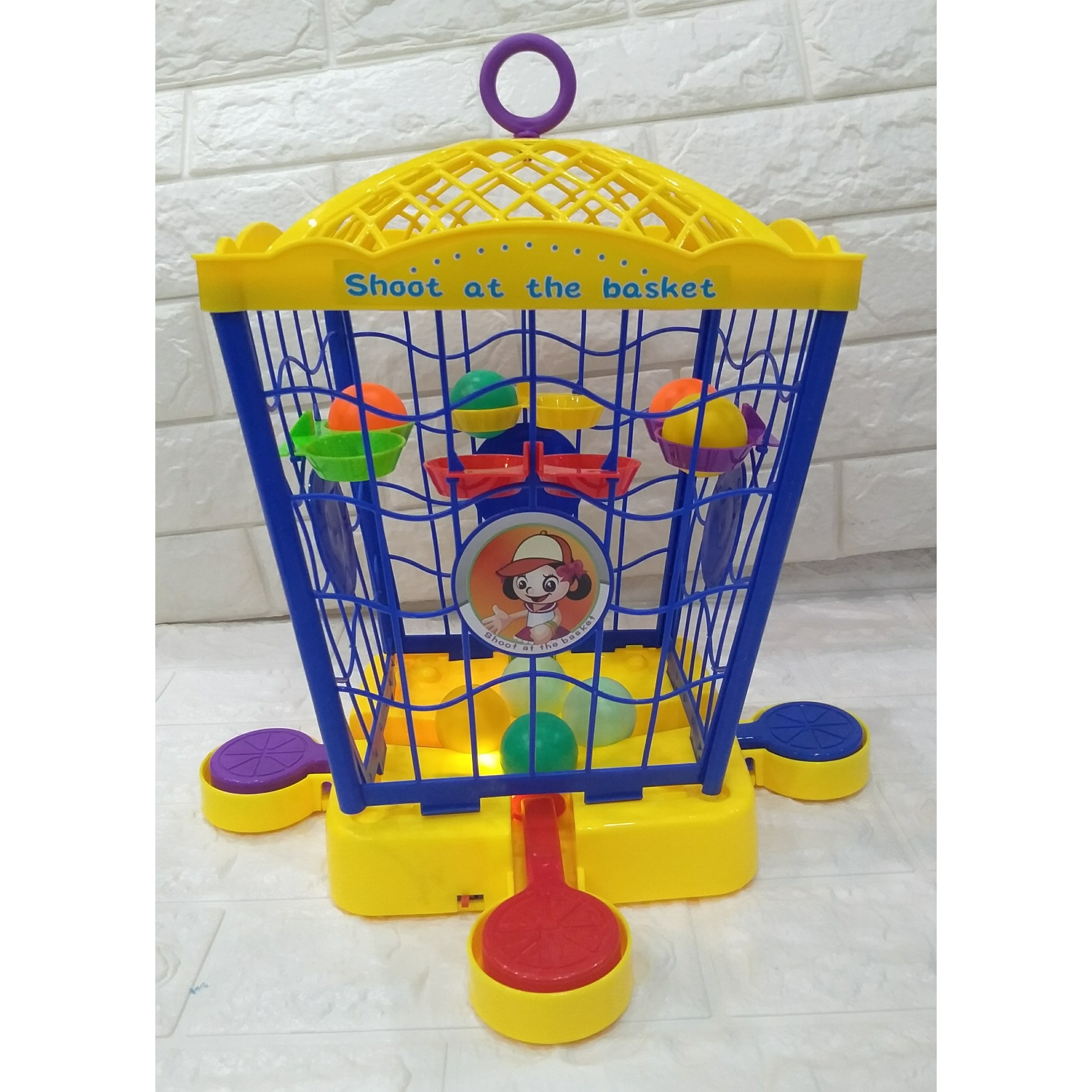 LẮP RÁP ĐỒ CHƠI GẮP BANH PIN ĐÈN