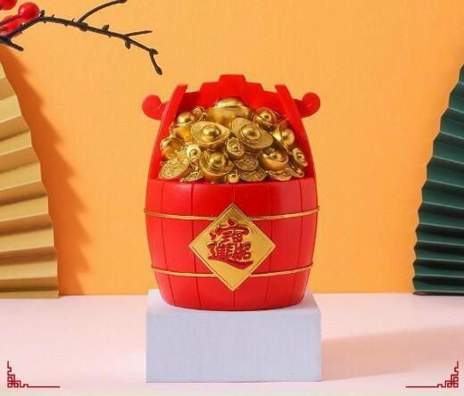 Thùng Tiền Tiết Kiệm công dụng chiêu tài , đặt tại bàn thờ két sắt Thu Ngân Mang lại Tài Lộc cho bạn