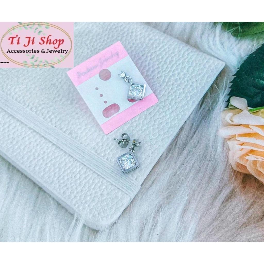 BÔNG TAI NỮ INOX TÒN TEN NGẮN HÌNH THOI ĐẸP KHÔNG ĐEN