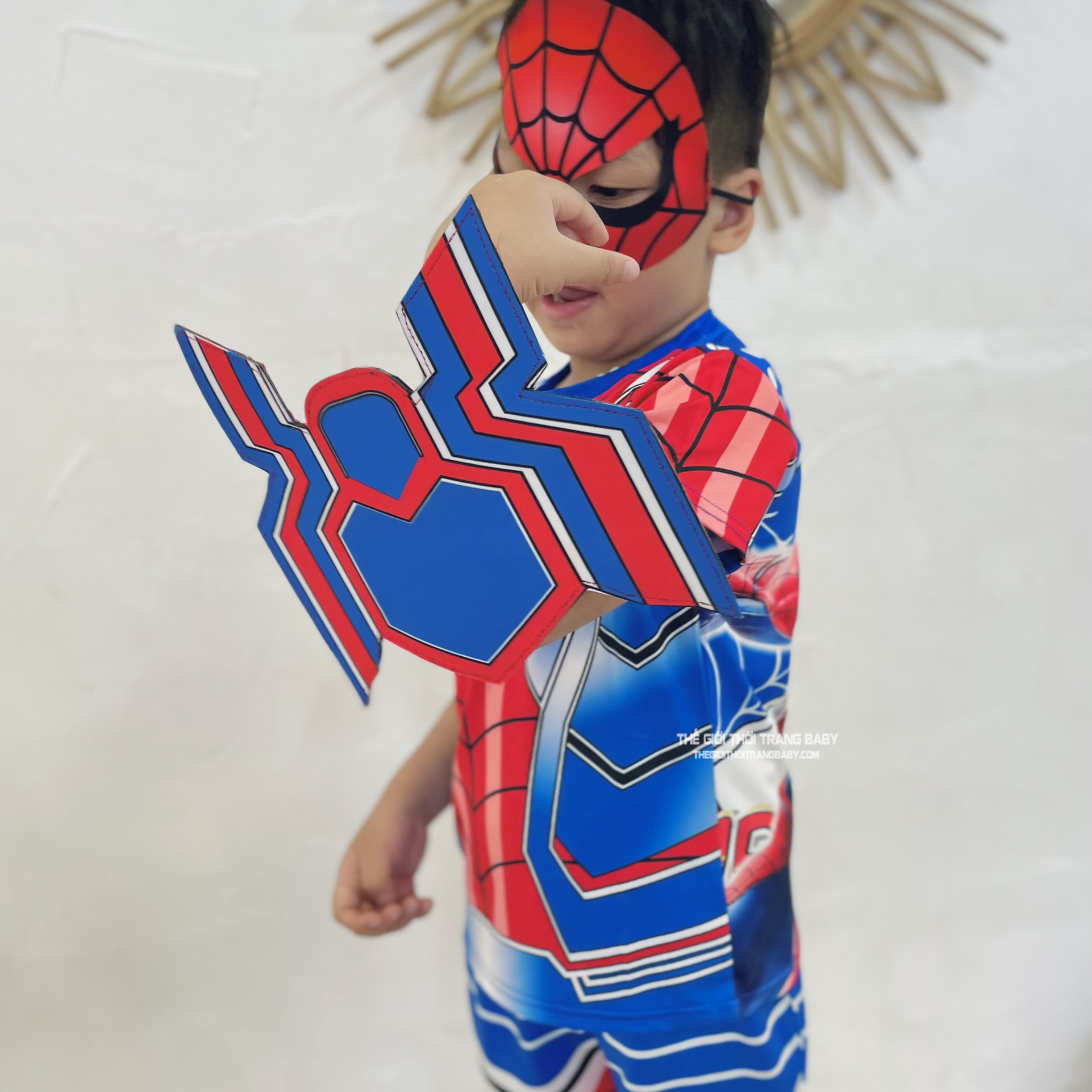 Bộ quần áo siêu nhân bé trai samkids mẫu mới 2022 kèm khiên và mặt nạ
