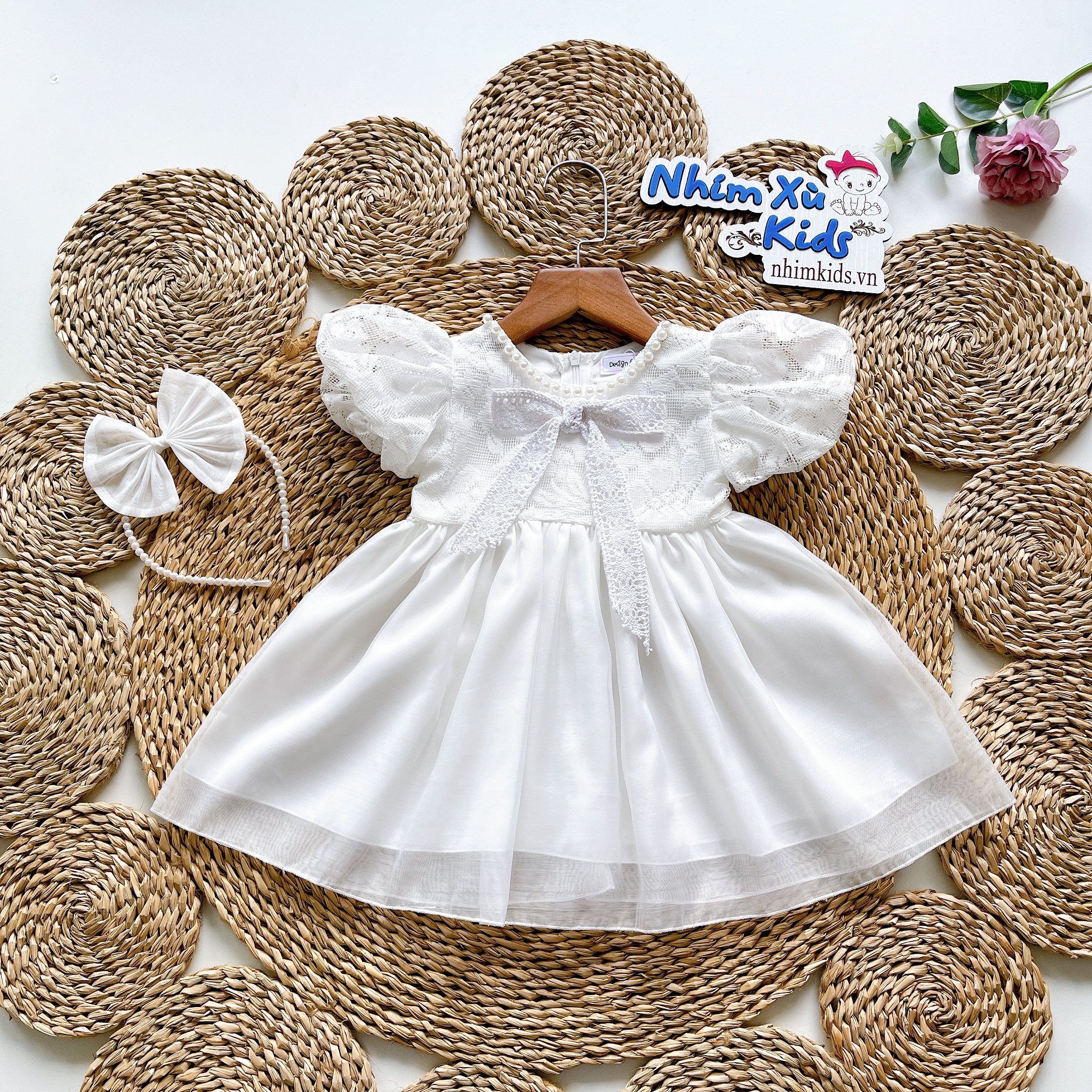 Váy Ren Trắng Bé Gái 4 Đến 28kg, Đầm Công Chúa Kèm Cài Xinh