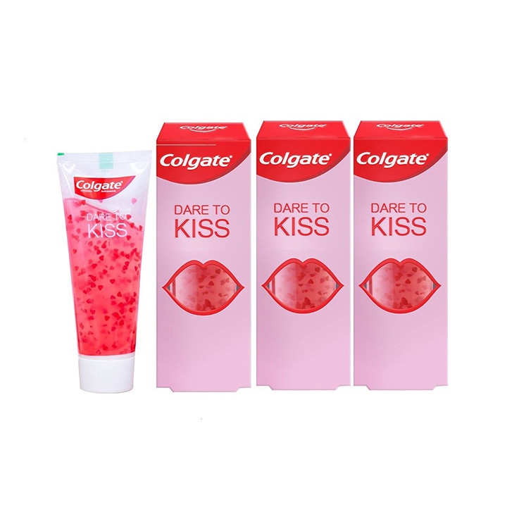 Bộ 4 tuýp kem đánh răng Colgate Dare To Kiss 90g/tuýp