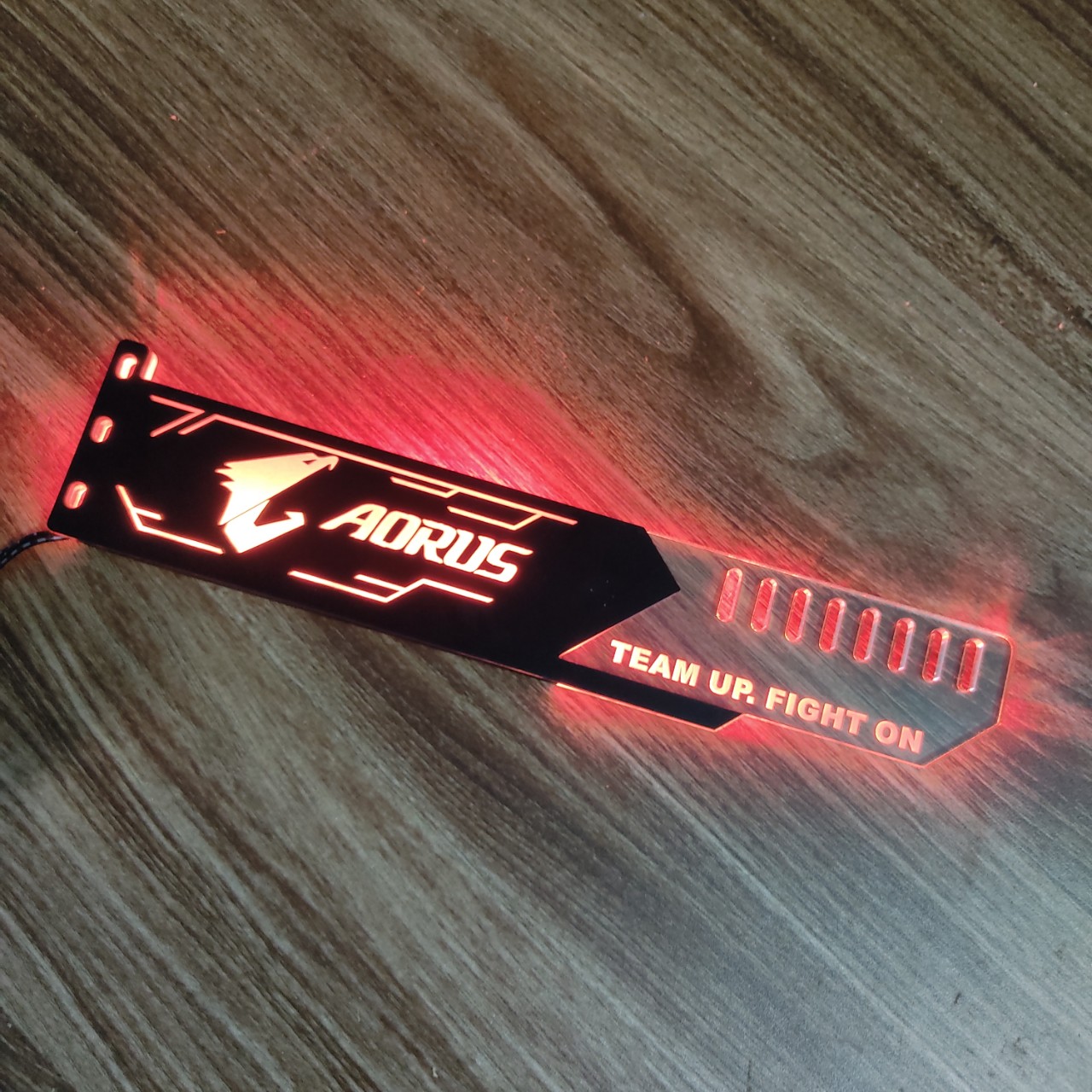 Đỡ VGA Led RGB Aorus đồng bộ với bộ điều khiển Coolmoon Controller - Hàng nhập khẩu