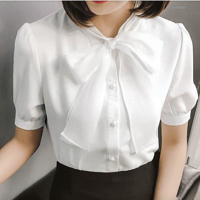 Áo sơ mi nữ công sở thời trang SURI thiết kế trẻ trung,tay ngắn cổ thắt nơ ,đính cúc ngọc .