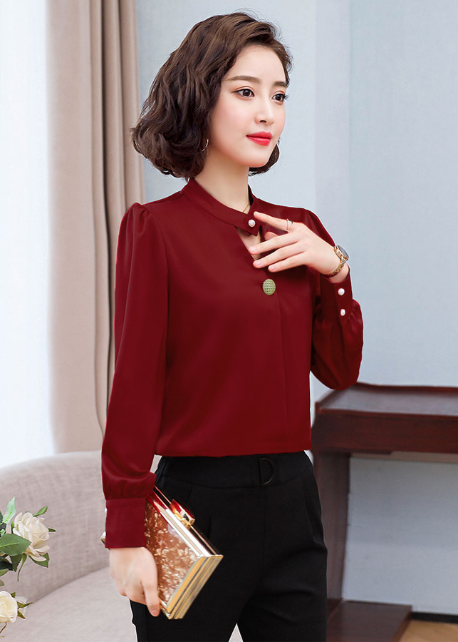 Áo sơ mi cổ giọt nước phối nút