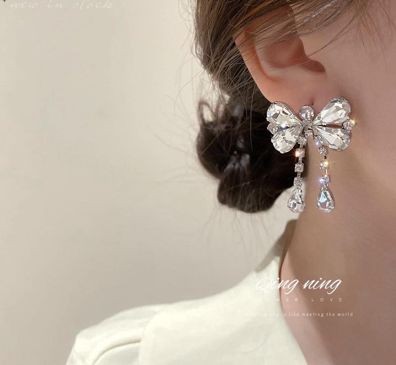 Earrings nữ đeo tai hình nơ bản to cao cấp