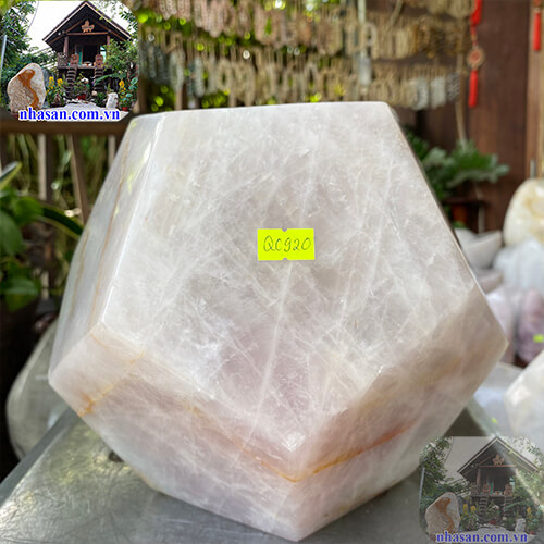 Quả cầu 12 mặt thạch anh hồng tự nhiên phong thủy trấn trạch nhà cửa QC920 nặng 12.8kg kích thước 22x13