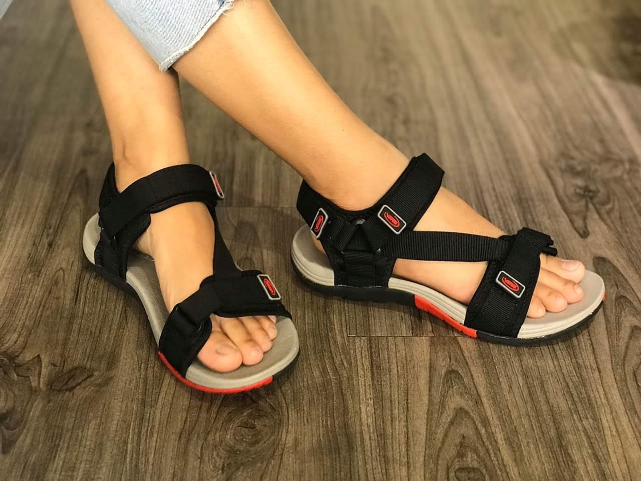 Giày Sandal Nam Vento Quai Chéo Xuất Khẩu NV4538