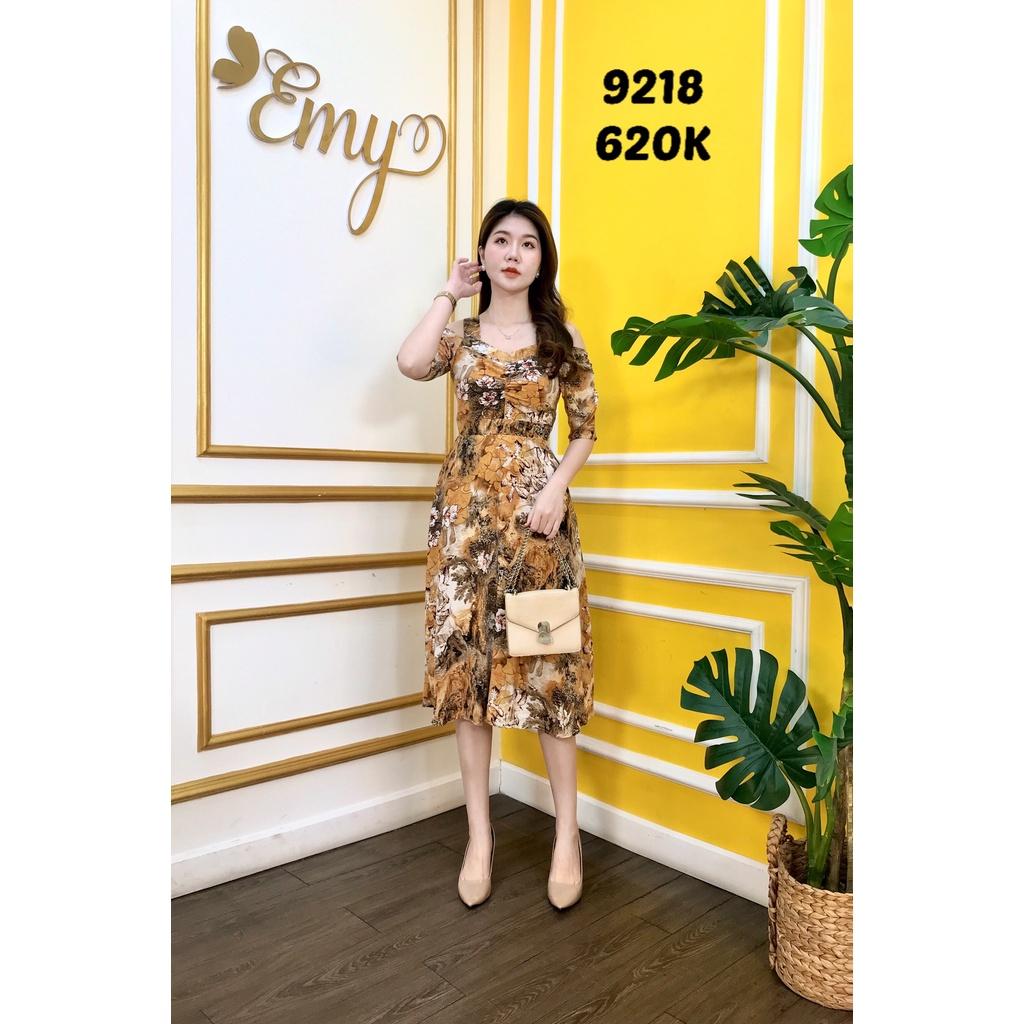 Đầm EMY EM9218 Xoè Cổ V Lụa Mịn