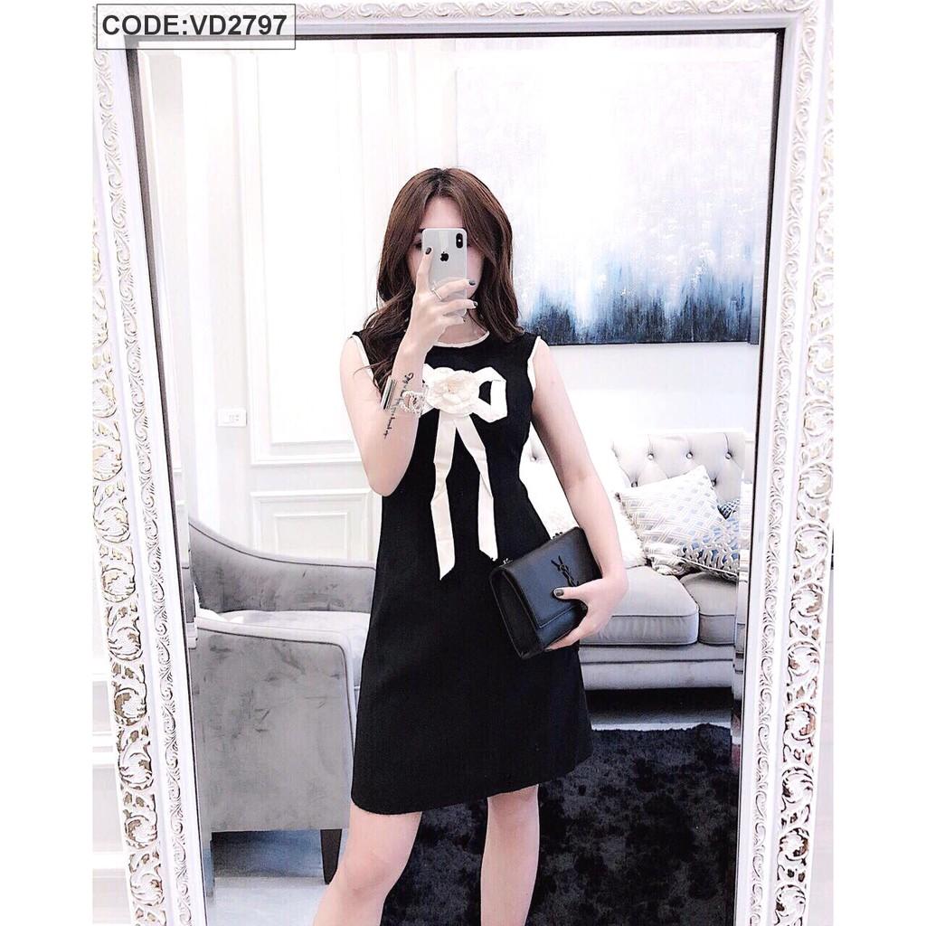 Đầm suông màu đen vải lụa dày hoa ngực không tay mã VD2797125
